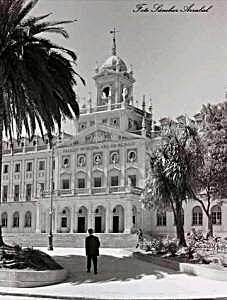 Entering Plaza de Armas